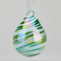 Classic Raindrop Spearmint Twist