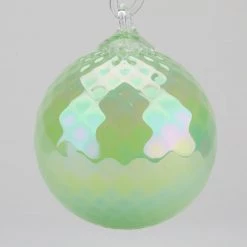 Opaque Mint Pattie Diamond