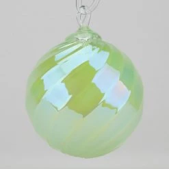 Opaque Mint Pattie Twist